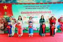 ảnh trao giấy CN 1.jpg-1 - 