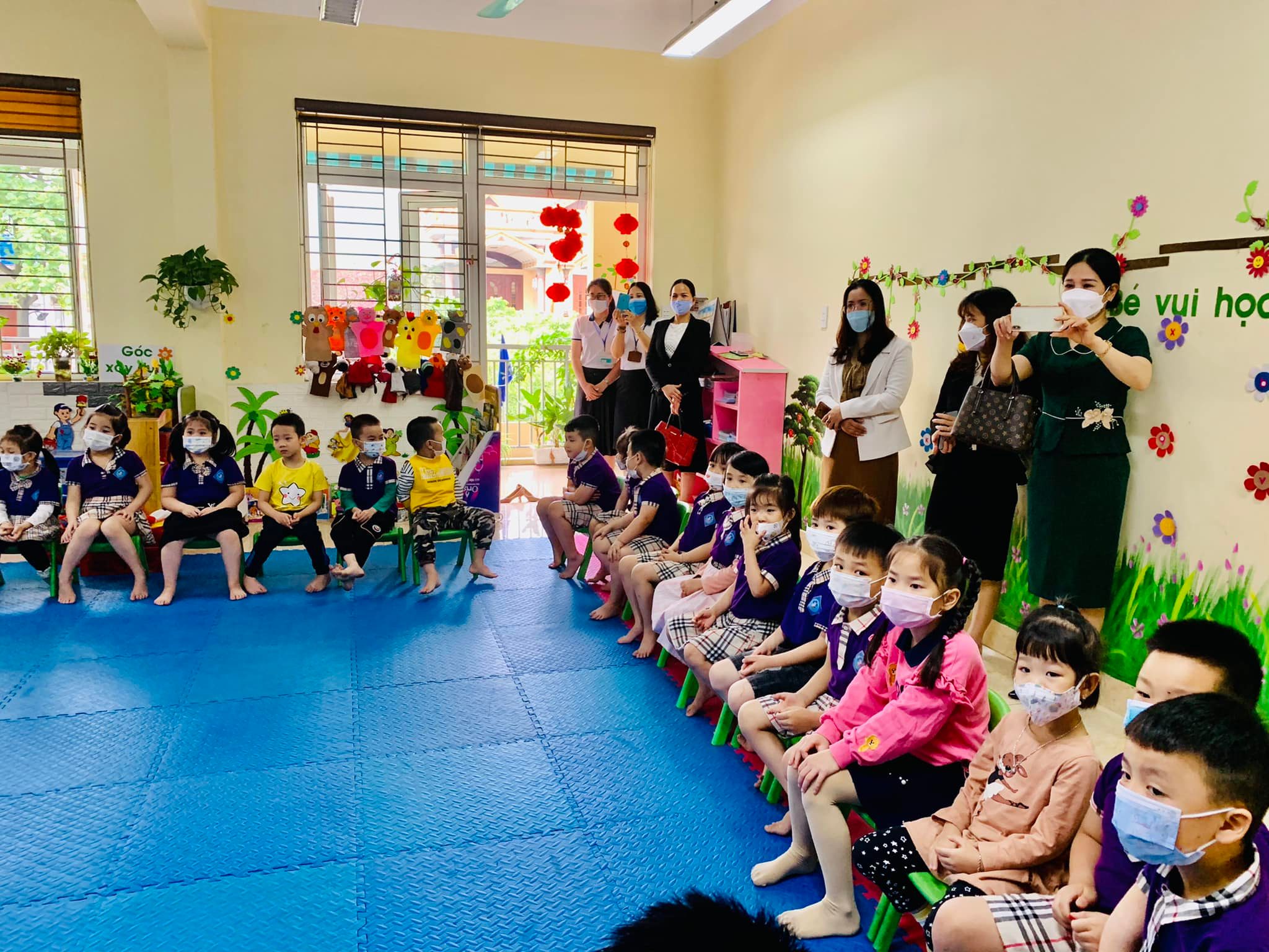 https://dongtrieu.edu.vn/documents/53726/288486/7.jpg-9/7900c859-2b09-4408-9747-3c4eb737d057?t=1650548571371